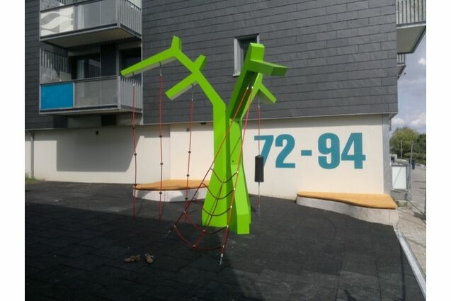 Foto af Rzeźba do zabawy - drzewo aktywności